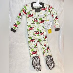 Burt’s Bees organic 18m farm PJ’s.  SO CUTE!